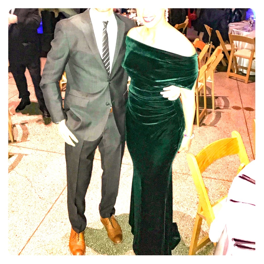 Vince Camuto Green Velvet Gown